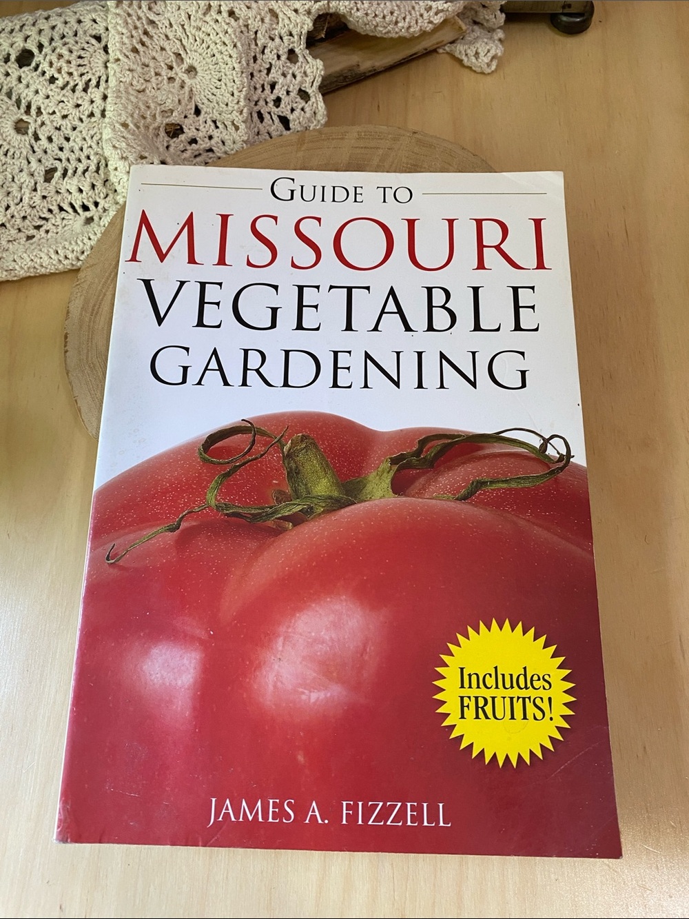 Guide to Missouri Vegetable Gardening - Red Cover by James A. Fizzell